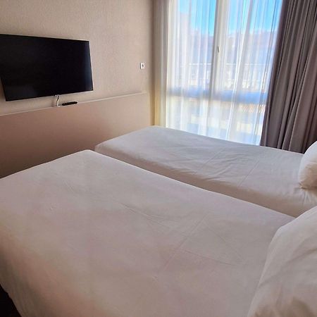 Ibis Styles Toulon Centre Port Hotell Exteriör bild