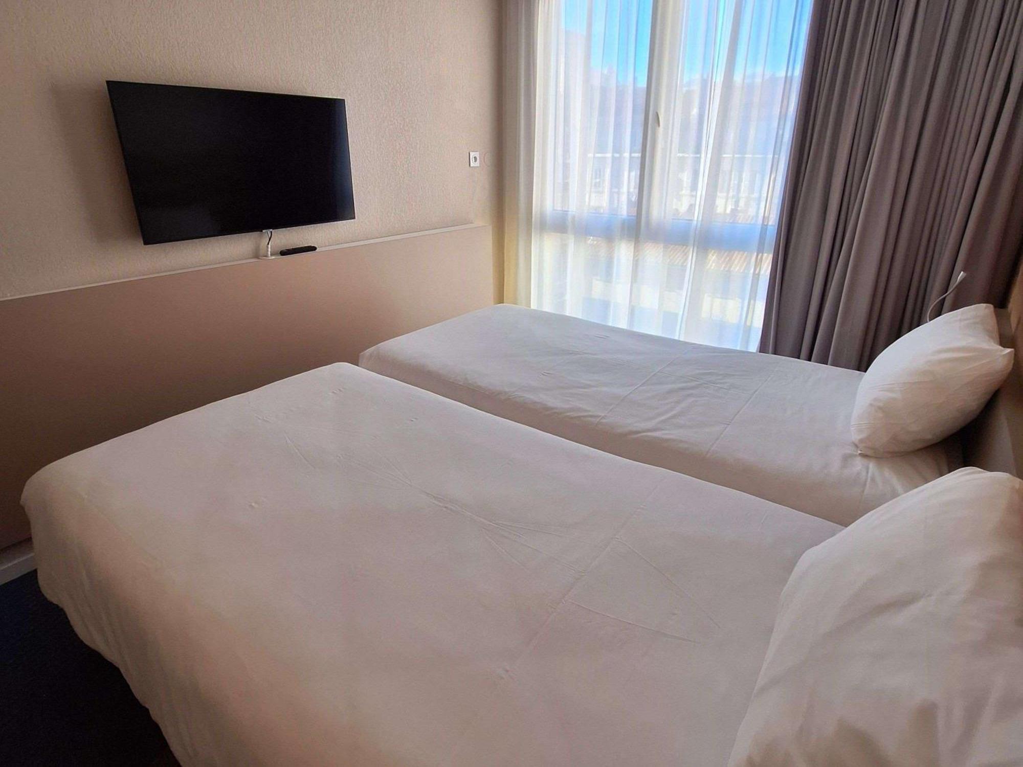 Ibis Styles Toulon Centre Port Hotell Exteriör bild
