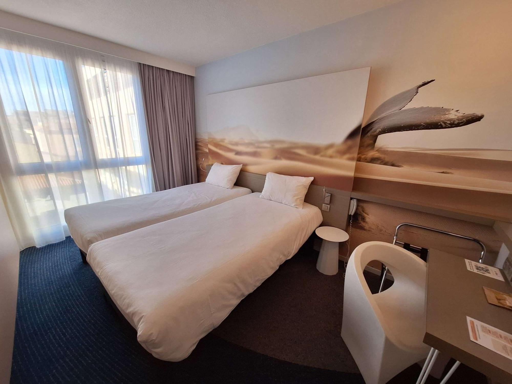 Ibis Styles Toulon Centre Port Hotell Exteriör bild